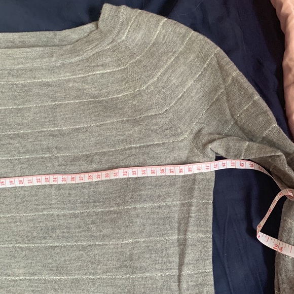 Banana Republic gray/sliver merino extra fine wool long sleeves size s striped - Picture 6 of 12
